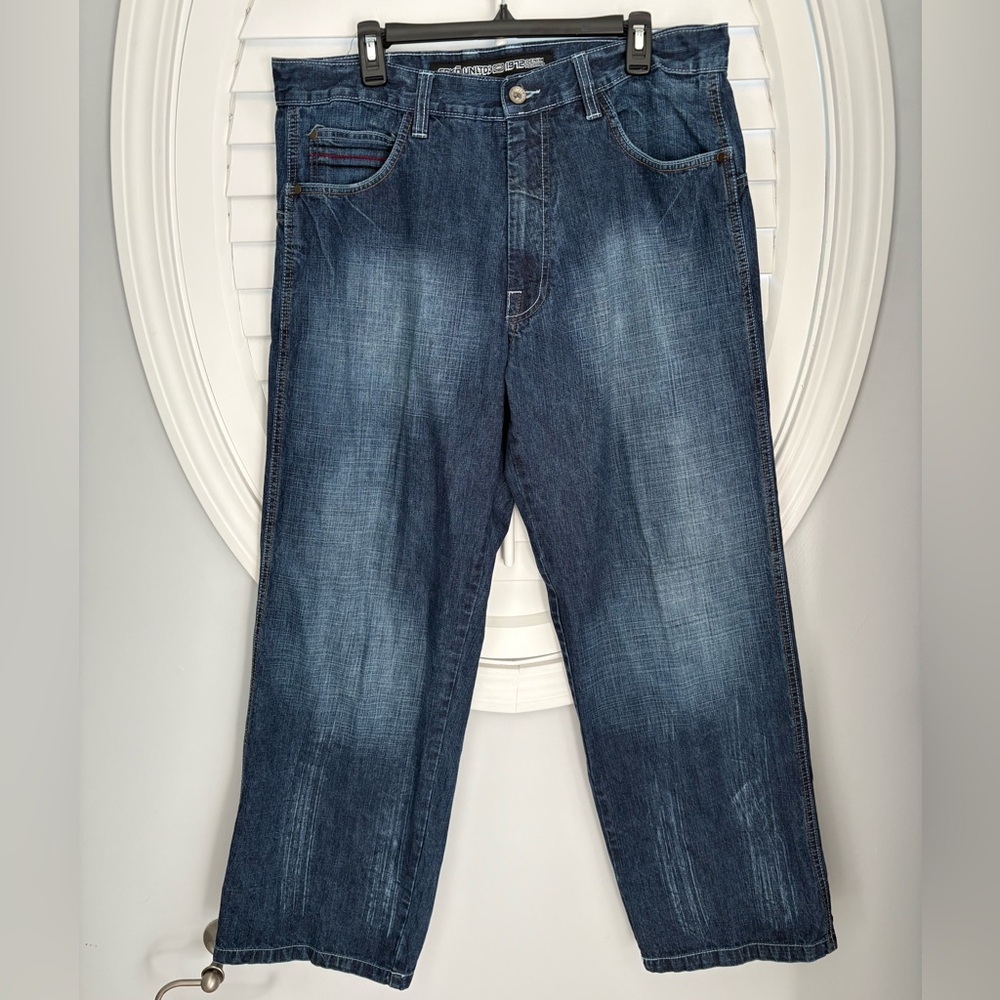 Ecko Unltd. Baggy fit vintage distressed denim jeans size 36